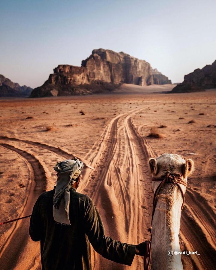 Sun Luxury Camp &Tour Leilighet Wadi Rum Eksteriør bilde