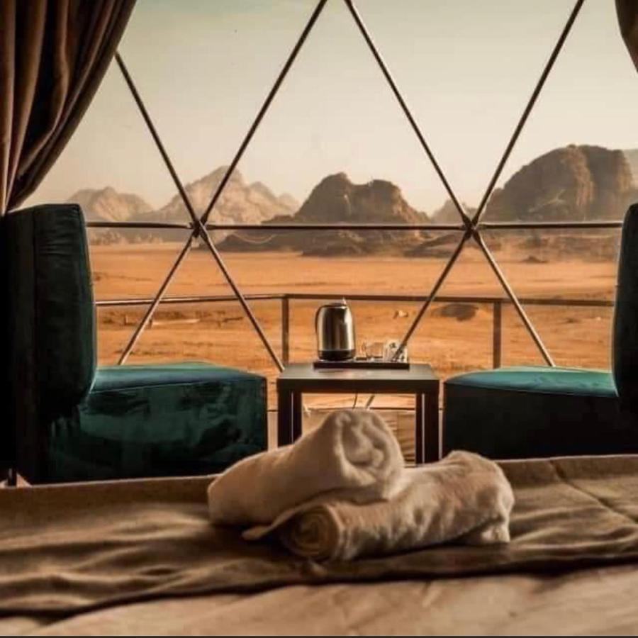 Sun Luxury Camp &Tour Leilighet Wadi Rum Eksteriør bilde